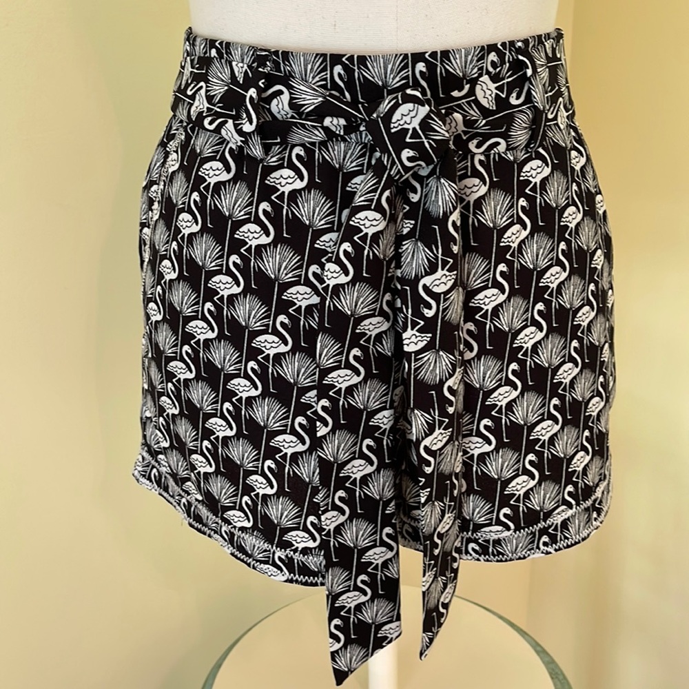 LOFT Black shorts with white flamingos